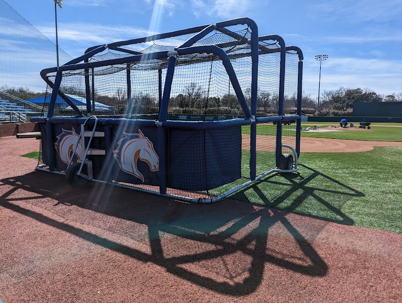 NettingPros's tweet photo. #BPTurtlePro sighting @UTAMavsBSB π₯ https://t.co/uhmOERwJPM