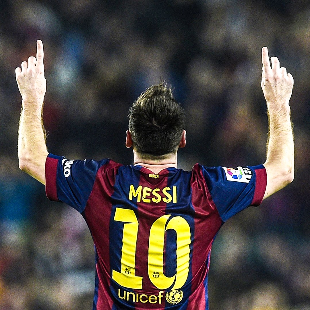 brfootball's tweet photo. Nine years ago today, Leo Messi scored his 252nd La Liga goal to become the league's all-time leading goalscorer. 

Naturally, he had a hat trick on the day and finished his time in Spain with 𝟒𝟕𝟒 goals 👑 https://t.co/JSJUo2bqRl