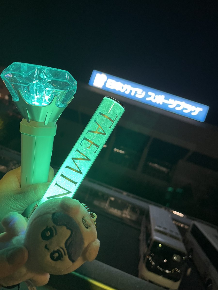 ms2SHINee's tweet photo. SHINee名古屋楽しかった🫶❤️隣のシャヲルさんがお菓子くれてシャヲルのあたたかみ感じた🥹 https://t.co/byExhWEBJ1