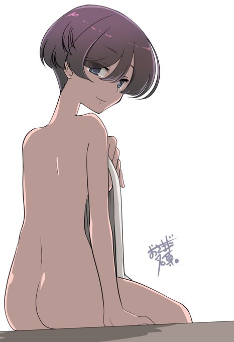 師匠と露天風呂。

描きたいものは明確にあるけど細かい点で画力が追いついていないなあ。 