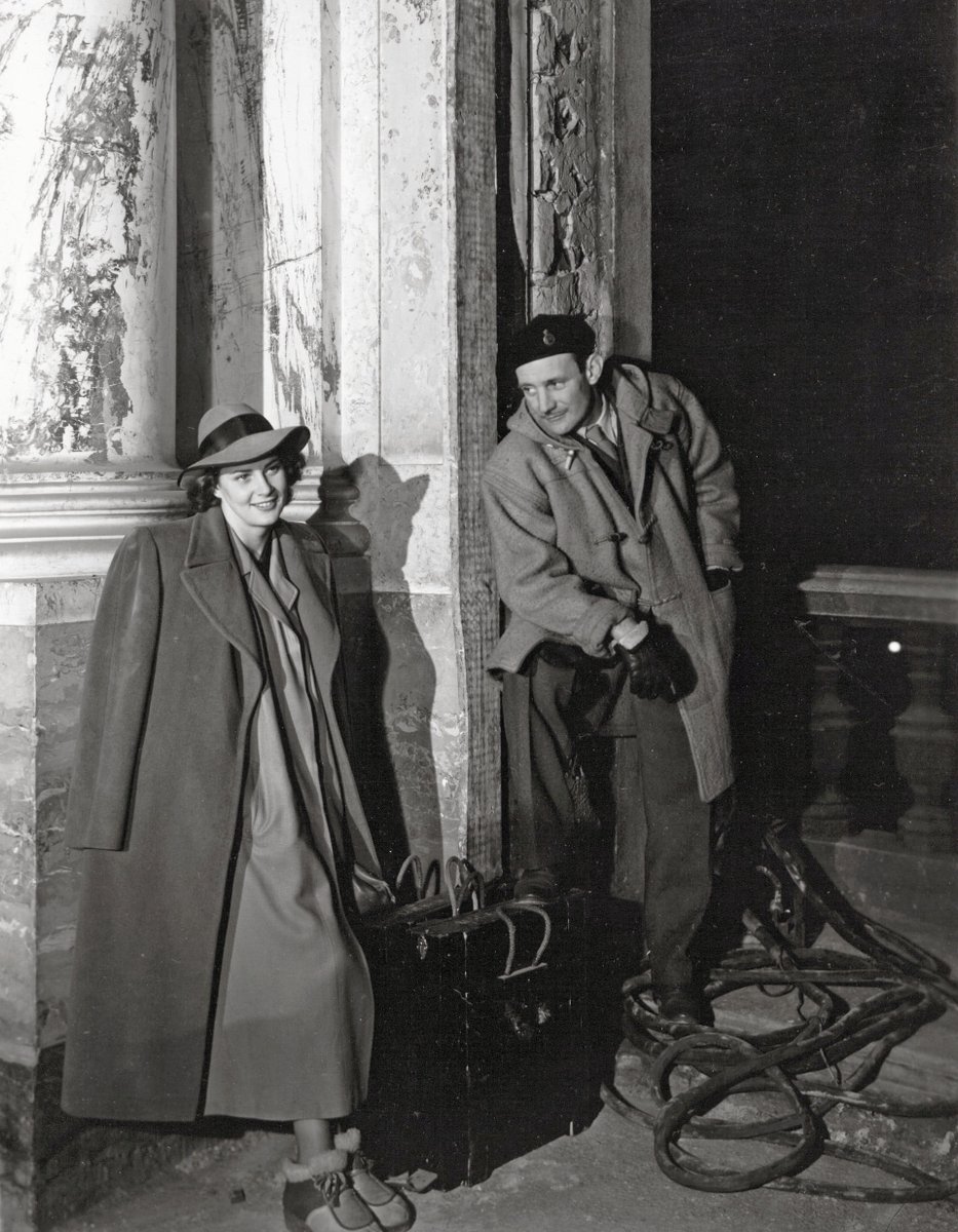 ThirdManMuseum's tweet image. Oct 22 until Dec 10: 75years ago shooting of #TheThirdMan in #Vienna.
Photo: Shooting break #AlidaValli #TrevorHoward
All original pictures on display in our museum❗
©courtesy #StudioCanal

#drittemanntour #orsonwelles #derdrittemann #postwar #filmnoir #filmmuseum