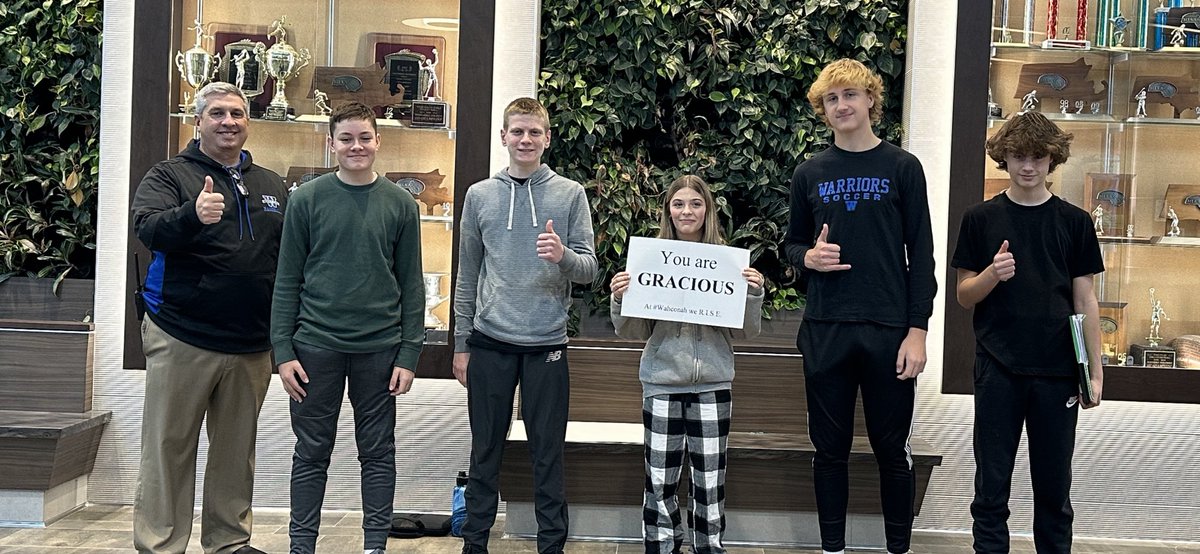 AaronRobb5's tweet image. It's #PositiveSigns Wednesday at #Wahconah! Since it's Thanksgiving week we are celebrating our GRACIOUS students 👍
@wahconahrhs