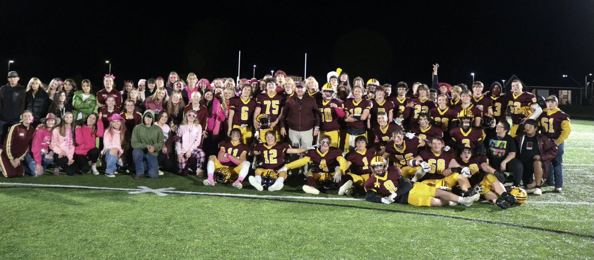 GoDutchFootball's tweet image. Thankful for our administration, coaches, student section and community for moments and memories like these! #TrustTheProcess 
@michiganhsfca @Dutchmenathlete @DrFlyingDutch