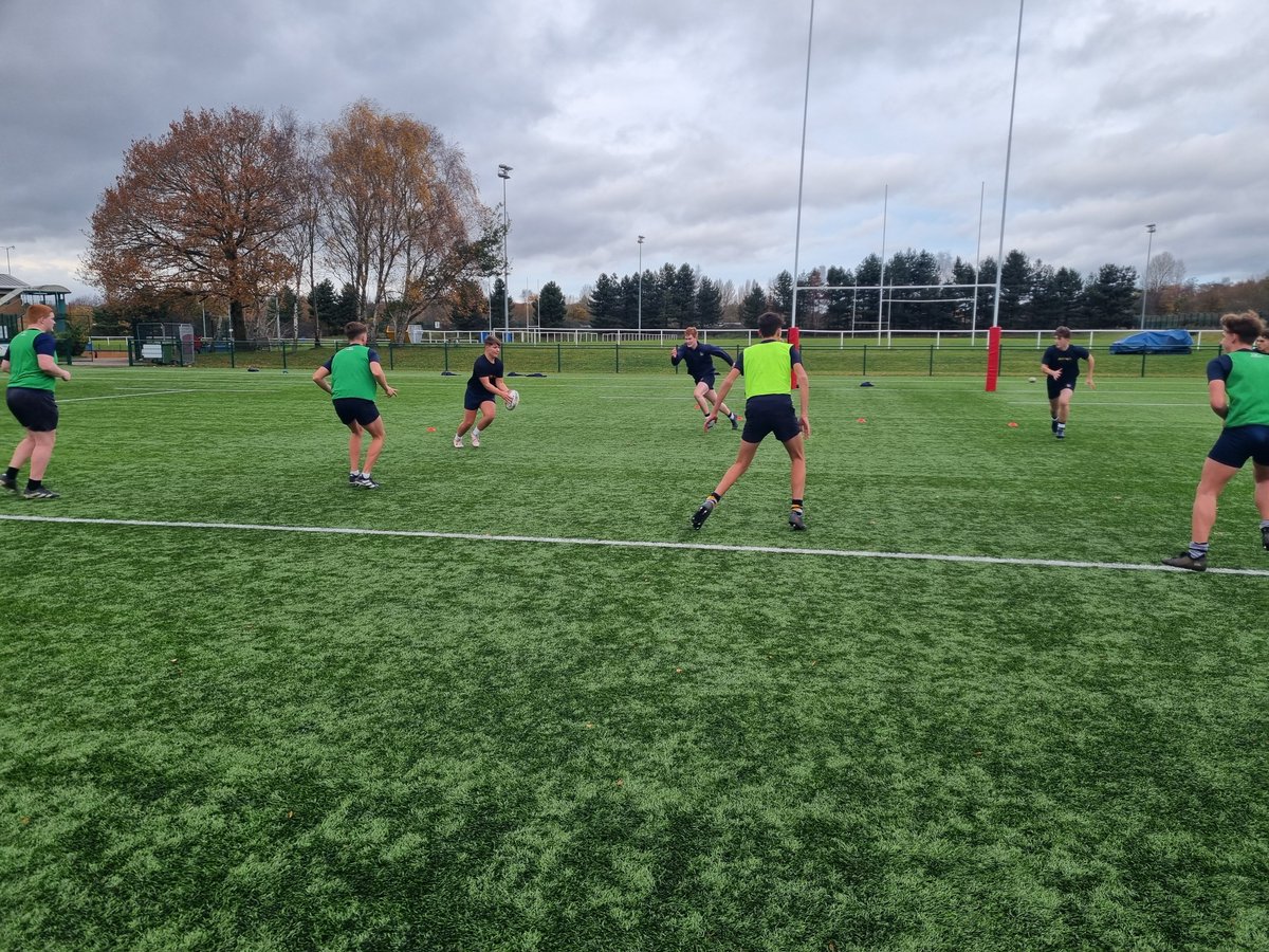 HillHouseRugby's tweet photo. 1st XV training from Castle Park, home of @DoncasterKnight Rugby this afternoon. A special thank you to Ollie Fox from the club for his work with our half backs. The 1st and 2nd XV face Woodhouse Grove at the stadium next Wednesday
#FindA https://t.co/MFiFB3r34b