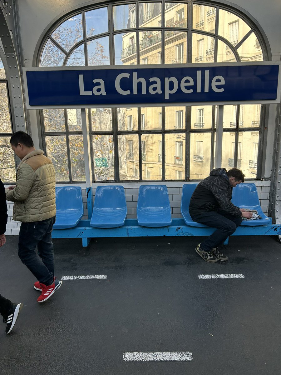 2mainLaChapelle tweet picture