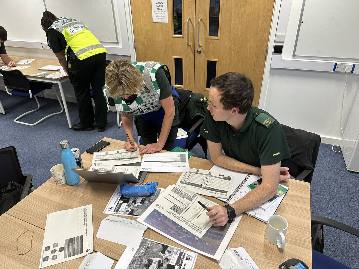 robertflute's tweet photo. Day 2 - EPRR command @swasFT @JsyAmbulance Putting theory into practice with our first tabletop #Tabards were donned https://t.co/n4aOSfqLQa
