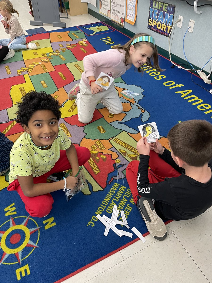 MrsSchellJTPS's tweet photo. 🦃It’s definitely Turkey time in #Secondgrade as we learned fact and fiction about turkeys, then played “Giggle, Gobble”🤭😊 https://t.co/C1UAmfB6CJ