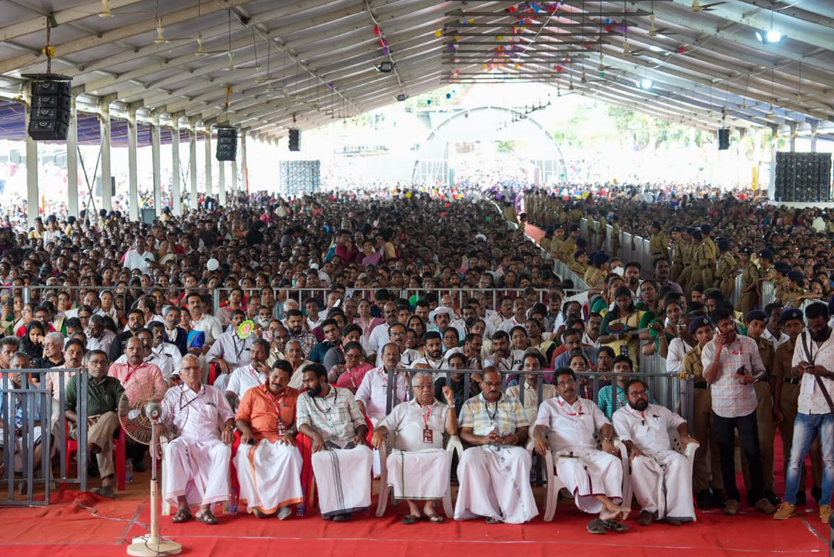 pinarayivijayan's tweet photo. The incredible turnout for #NavaKeralaSadas on the fifth day shows the commitment of the people to shape a new democratic culture. The council of ministers visited  Koothuparamba, Mattannur and Peravoor constituencies in the Kannur district and stressed the need for furthering efforts to carry forward Kerala’s progress.