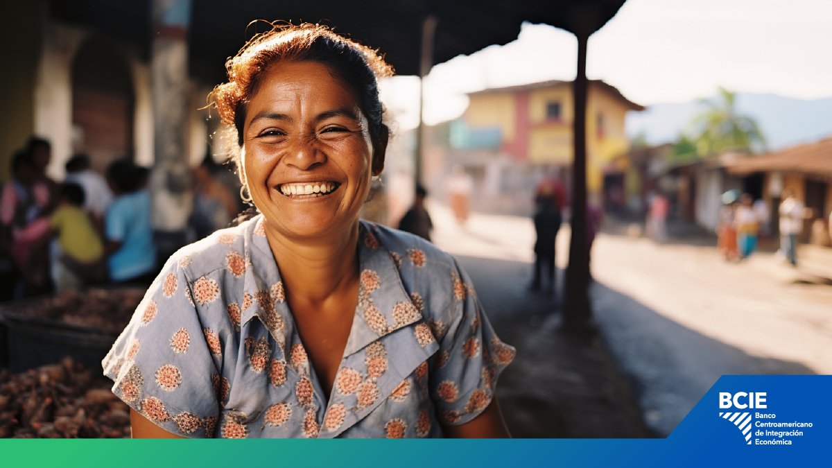 BCIE_Org's tweet photo. En beneficio de más de 88 mil familias, #BCIE aprobó US$100 millones, provenientes de la reorientación de un préstamo de US$75 millones más US$25 millones de nuevo financiamiento 💰 para el Programa de Crédito de la Agroindustria y Cajas Rurales en #Honduras y así fortalecer las habilidades productivas y asociativas de productores y emprendedores del sector.

Más información en: https://t.co/KcY4zTaINi