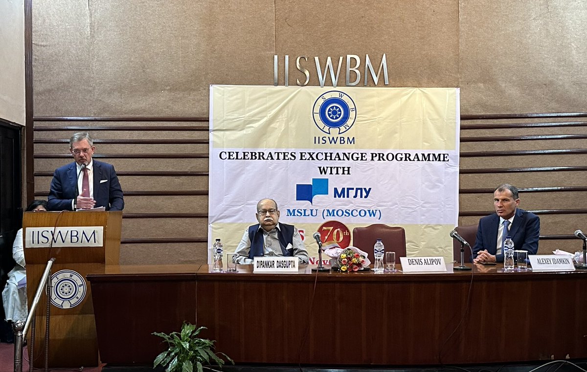 Ru_Cons_Kolkata's tweet photo. On November 22nd, 2023 Amb. Denis Alipov participated in the Opening Ceremony of the Bilateral Institutional Educational Programme between #IISWBM and #MSLU and delivered a speech on cultural and educational cooperation between #Russia and #India. @AmbRus_India @RusEmbIndia https://t.co/KuPH4UOY77