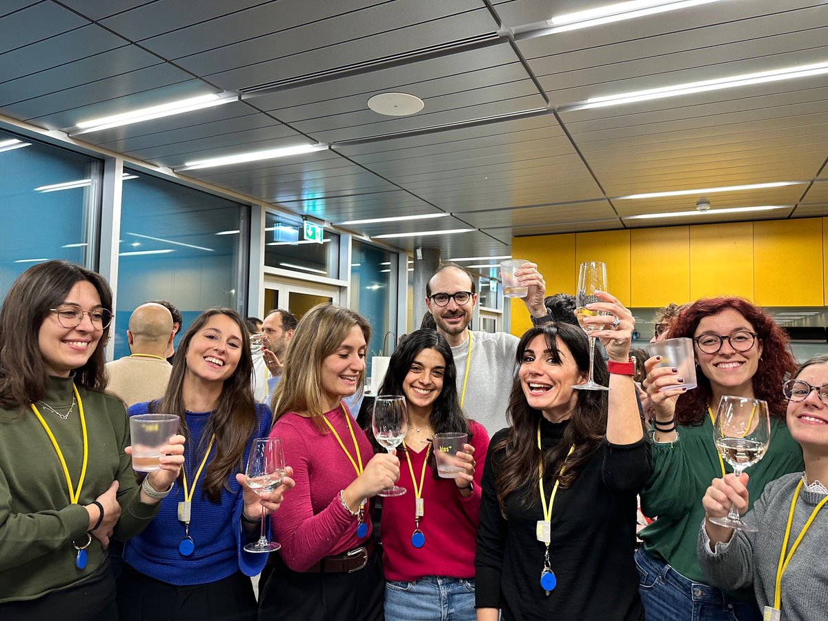 Arianna Calcinotto (@calcinottolab) on Twitter photo Time to celebrate the recent achievements of my magic team!<a href="/CalcinottoLab/">Arianna Calcinotto</a> <a href="/IOR_Bellinzona/">Institute of Oncology Research (IOR)</a> Time to celebrate the recent achievements of my magic team!<a href="/CalcinottoLab/">Arianna Calcinotto</a> <a href="/IOR_Bellinzona/">Institute of Oncology Research (IOR)</a>