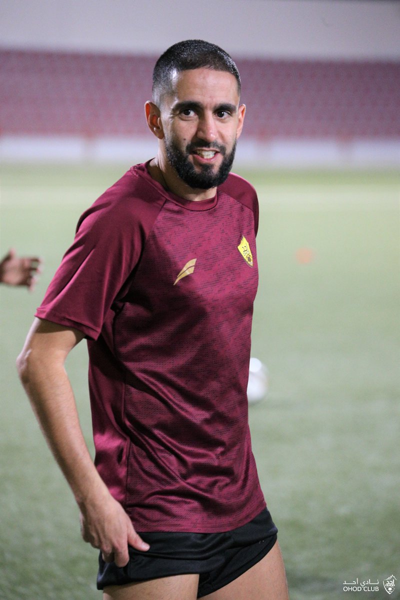 OHOD1936's tweet photo. هلا والله حبيت أمسّي عليكم 😆💛 https://t.co/rMUy4kKLQ5