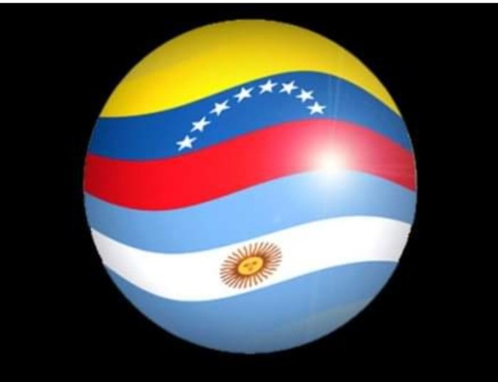 Un abrazo democrático y solidario a mis amigos argentinos.
En 2024, la unidad lo hará en Venezuela con <a href="/MariaCorinaYA/">María Corina Machado</a> Presidente.
#UnidosXVenezuela
<a href="/PieroMaroun/">Piero Maroun</a>