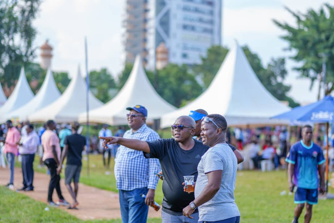 SpectobaOffical's tweet photo. The elders are always plotting something on league days. During the last outing, this was their QA team assessing the quality of the bachuba on their paybill😂😂😂.

Season 2 Finale is on 📅 Sun. 10. Dec. 2023 at #CityHigh Kololo https://t.co/eNbHom19i5