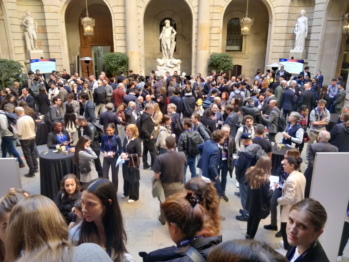 RafelJorda's tweet photo. Espectacular veure l'èxit de #NewSpace23 i de com ha crescut l'ecosistema espacial a Catalunya. Enhorabona @IEEC_space @CambraBCN @ICGCat @i2CAT i tots els participants. https://t.co/NQxwrbimxy