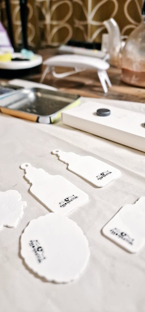 Prepping a restock and opening new stall displays for my next craft stall at <a href="/edfringe/">Edinburgh Festival Fringe</a> craft fair on Saturday live on Twitch at twitch.tv/euphoriatic ✨️

#SmallBusiness #handmadegifts