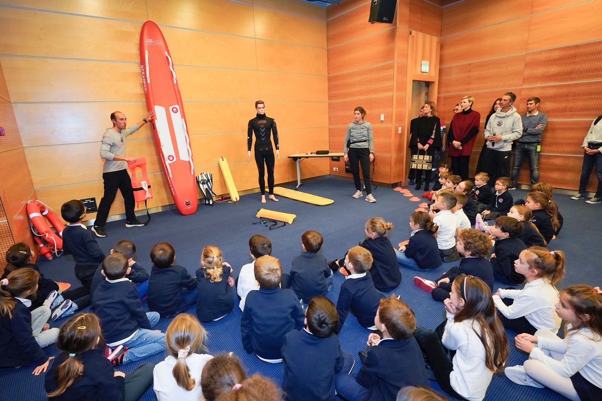 monaco__info's tweet image. Prévention plutôt qu&apos;intervention !

334 enfants de la Principauté, en classe de CP, ont participé à une matinée de sensibilisation à la noyade en présence de S.A.S. la Princesse Charlène de Monaco, au @Grimaldi_Forum.

@GvtMonaco