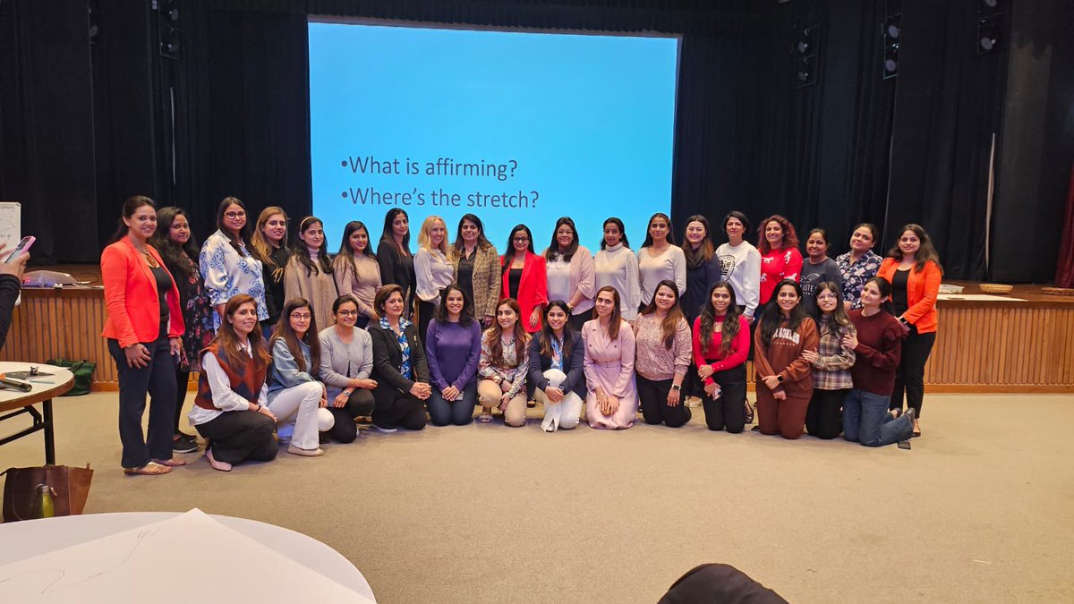 Super lucky to meet in person and be a part of an engaging session led by @kjinquiry..a memory to be cherished forever 💕A big thank you to <a href="/KetakiKTweets/">Ketaki</a> <a href="/deepa_nanda/">deepa nanda</a> <a href="/AneeshaSahni/">aneesha sahni</a> <a href="/Prometheus_Edu/">Prometheus School</a> for making it happen