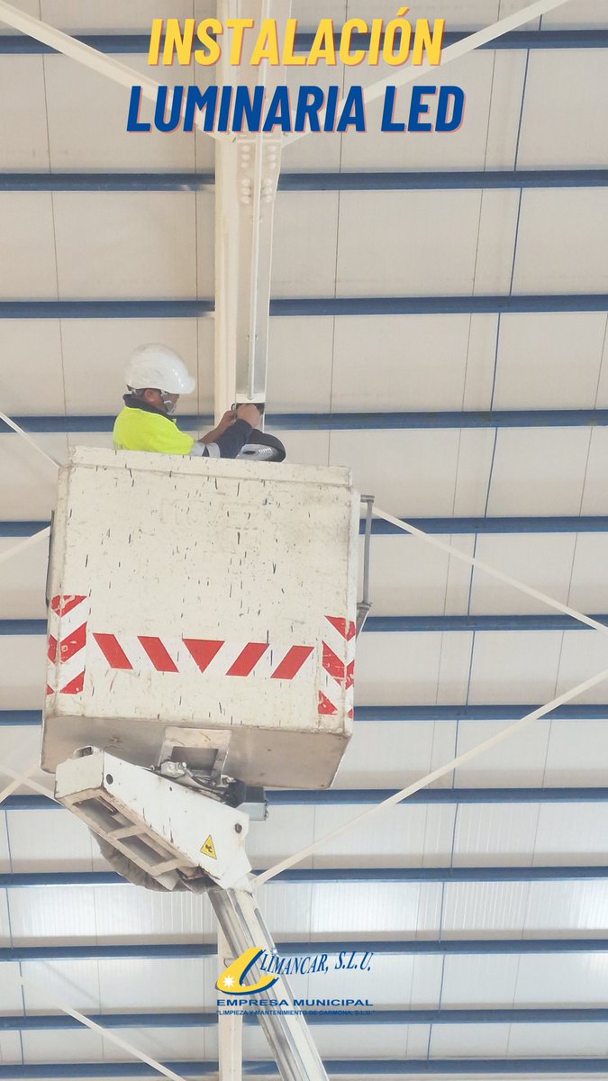 LimancarSLU's tweet photo. ¡Continuamos con la instalación de tecnología Led en el interior de los edificios municipales! https://t.co/nuzzQZxVMV