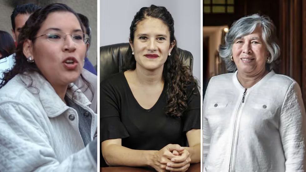 Juan_OrtizMX's tweet photo. Senado aprueba método para elegir a la nueva Ministra de la SCJN. 

Recordemos que la terna la integran: 
A. Bertha Alcalde
B. Lenia Batres
C. María Estela Ríos

Proceso:

1. Comparecerán primero en la Comisión de Justicia para responder preguntas.

2. Serán públicos los expedientes sobre su experiencia y trayectoria.

3. La Comisión de Justicia dictaminará solo si cumplen con los requisitos de elegibilidad.

4. Se envía el dictamen al Pleno una vez aprobado. 

5. Ellas 3 harán una exposición en el Pleno por 20 minutos; no podrán hacerles preguntas.

6. Se hace la votación por cédula (o sea, en papel y sin saber quien votó por quién).

7. Si no hay mayoría calificada en la primera votación, se hace una segunda inmediatamente.

8. Si tampoco hay mayoría calificada, se rechaza y se comunica al Presidente para que envíe una segunda terna. 

Hasta aquí mi reporte.