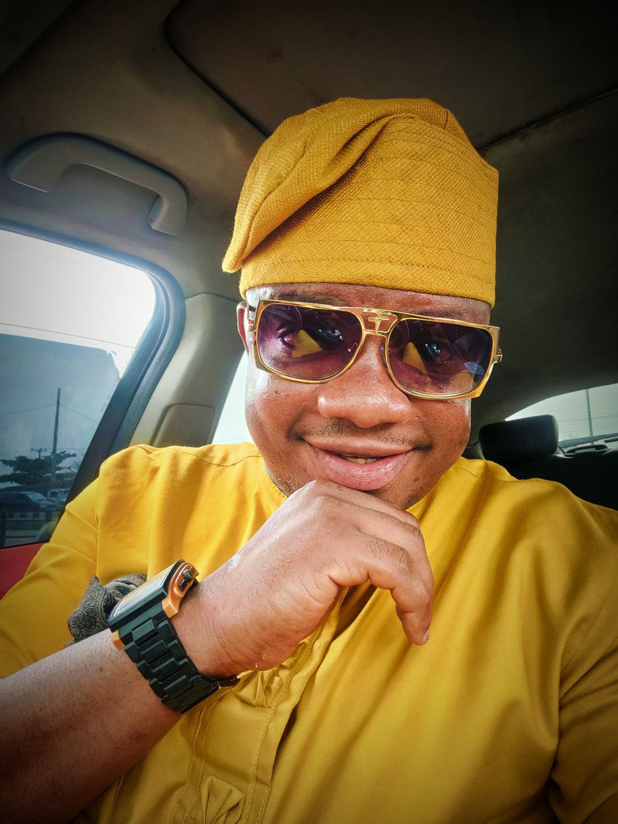 officialbashtv's tweet photo. Am a man of peace but always stick to my gun 🔫🔫🔫🔫🔫

If you try to cross the red line , you are Gone
🕊️🕊️🕊️🕊️🕊️🕊️🕊️🕊️

Get me the 🎤🎤🎤🎤

#bashorungàá 
#bashexperience 
#komedykingkong https://t.co/eabFTnSV93