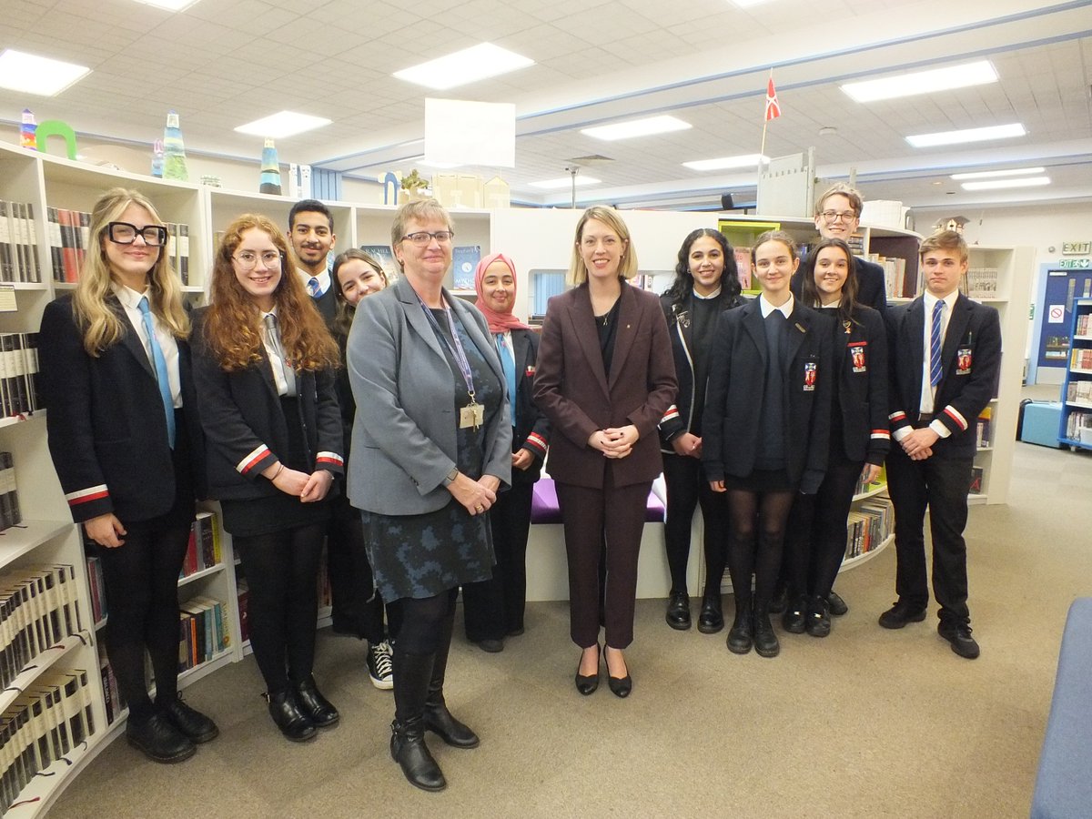 Education Secretary @JennyGilruth met with pupils and staff during a visit to Aberdeen Grammar school. It was an opportunity to hear directly about their aspirations and vision for education reform in Scotland.