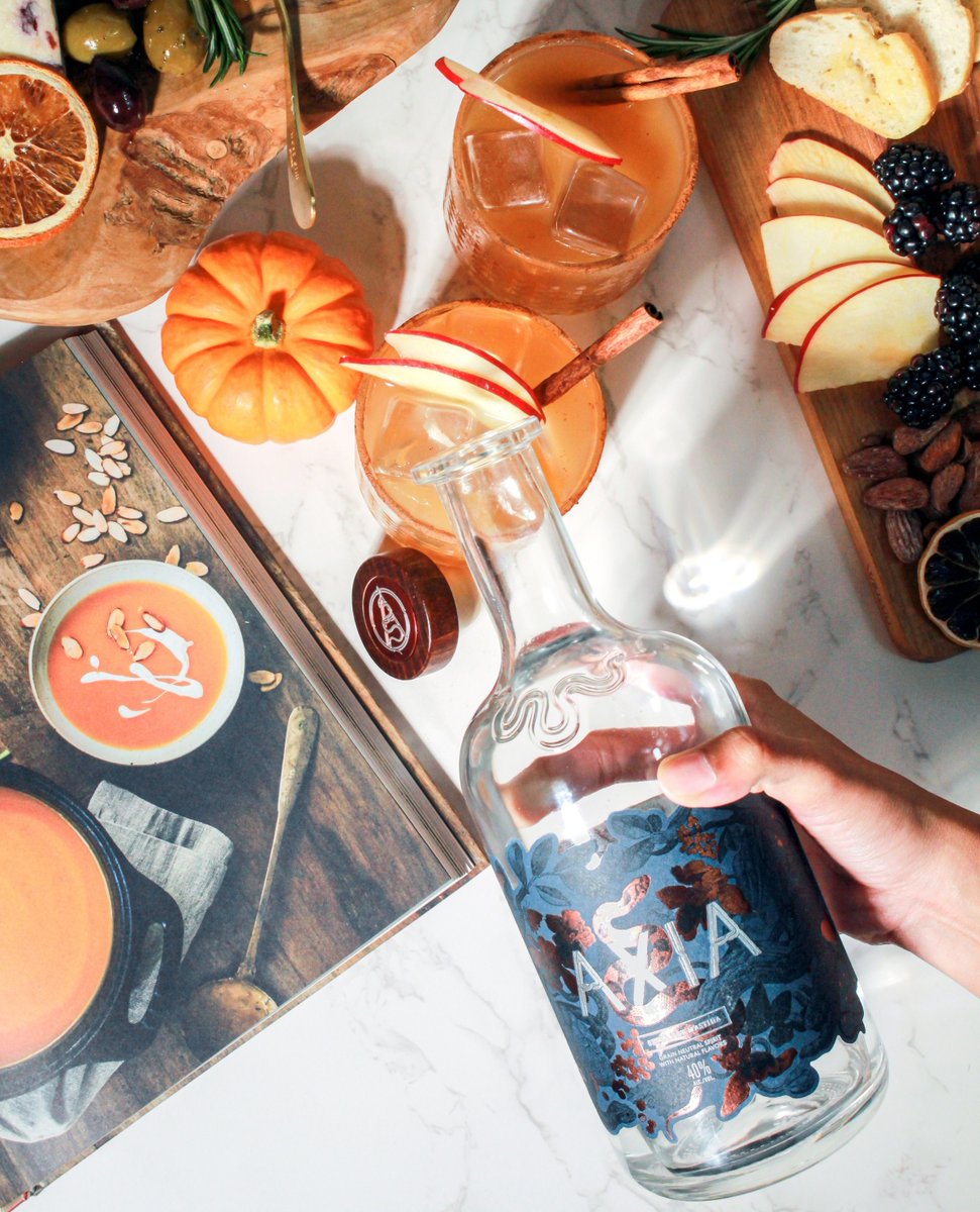 AxiaSpirit's tweet photo. Indulging in delightful cuisine, sipping on exquisite Axia Spirit cocktails, and surrounded by amazing company—setting the stage for an absolutely festive holiday weekend! 🍸️ 🍽️ 🍂⁠
#AxiaSpirit #TwistTheRules #FallStyle #Thanksgiving #HolidayParty https://t.co/S7phUzRlWc