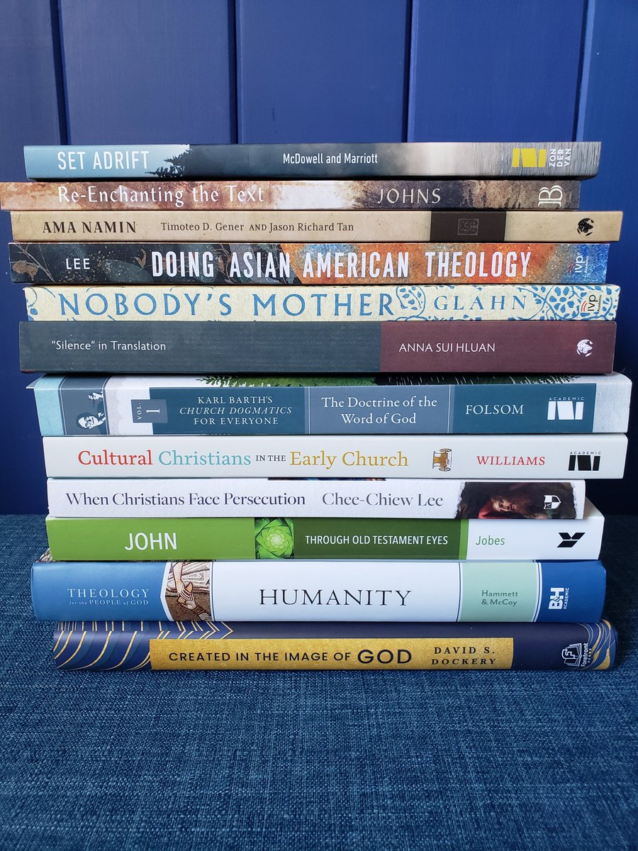 LauraHHui's tweet photo. Only bought 3 out of 12 of my #ETS2023 @IBRBBR #AARSBL23 book haul 💪 So when do we actually read all these...? https://t.co/SWWgsGysnw