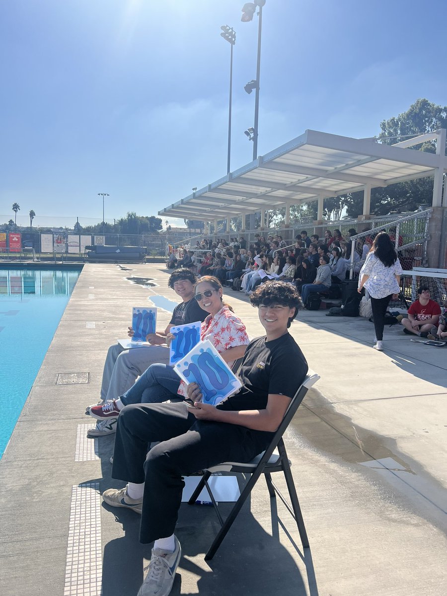 Redondo HS ASB tweet media