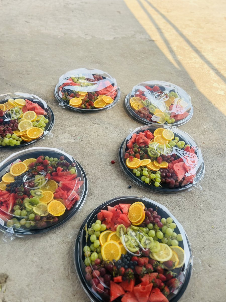 NthabiMarth's tweet photo. @PhilMphela Hy Menzi I also make platters 
Please do feel free to text me on 0796553407 https://t.co/BO1PKluAmJ