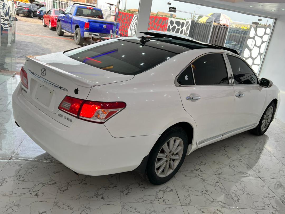 PrimeRides_ng's tweet image. 🚘Amazing offers✅
1.🚘Pre-owned’15🆙 Mercedes Benz GLK350 going for 8.5m
2.🚘5months used’10 Lexus es350 going for 6.8m
3.🚘Pre-owned’13 Lexus es350 going for 12m
4.🚘Foreign used‘13 Mercedes Benz CLS550 going for 20m
🛣🏛Location:Ibadan/Lagos
📞09157538511…