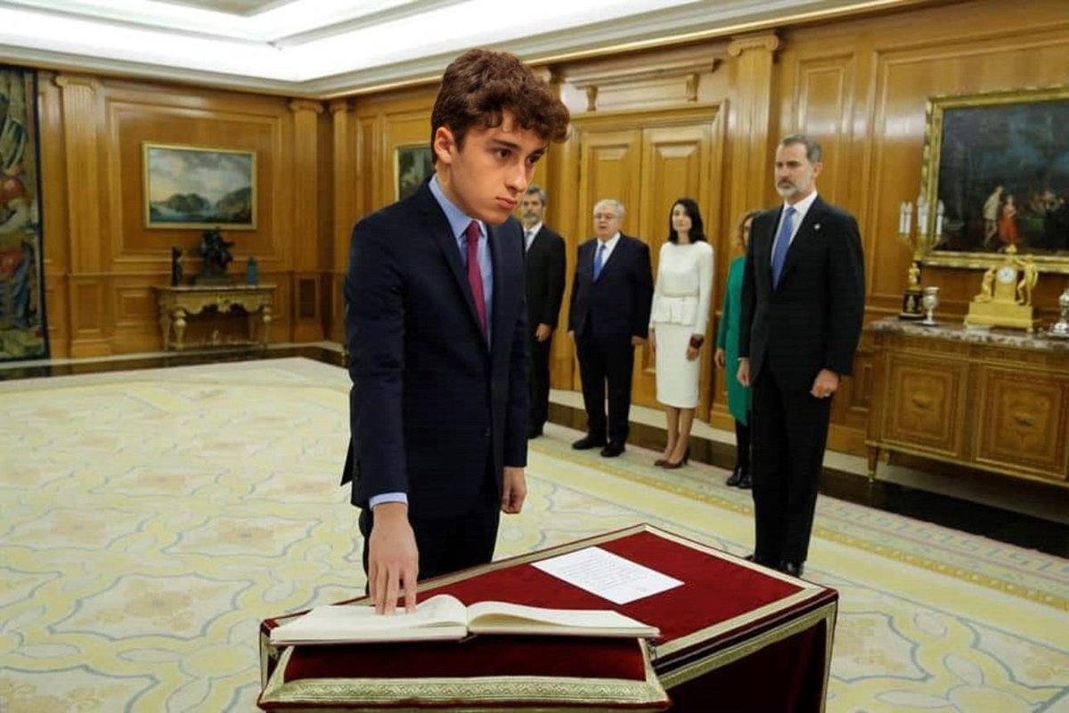 AyanHugo60578's tweet photo. Cada vez queda menos... 😁🇪🇸

#Hugo2027
@hp_ayan https://t.co/zM3HjodENe