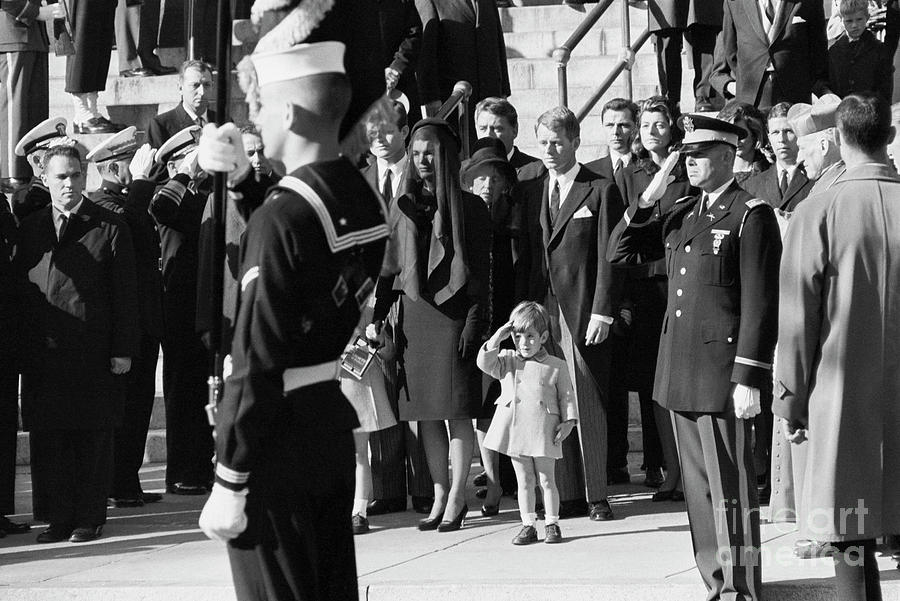 60 years ago today, the heroic John F Kennedy was assassinated by our own government and Intelligence Agencies for resisting the military industrial complex and wanting to promote peace rather than never-ending wars in the world. 

His sacrifice does not go unnoticed by the