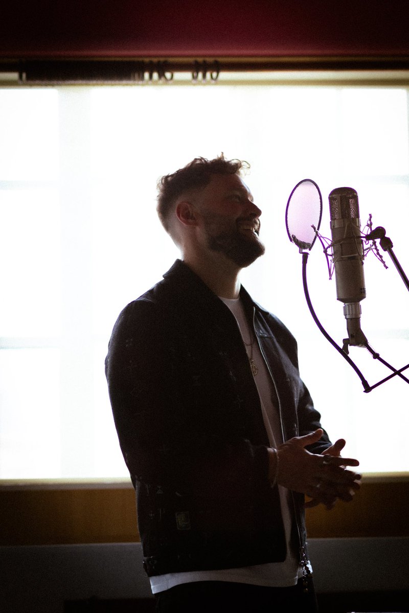 calumscott's tweet image. Working hard, posing harder. 👀 #CS3