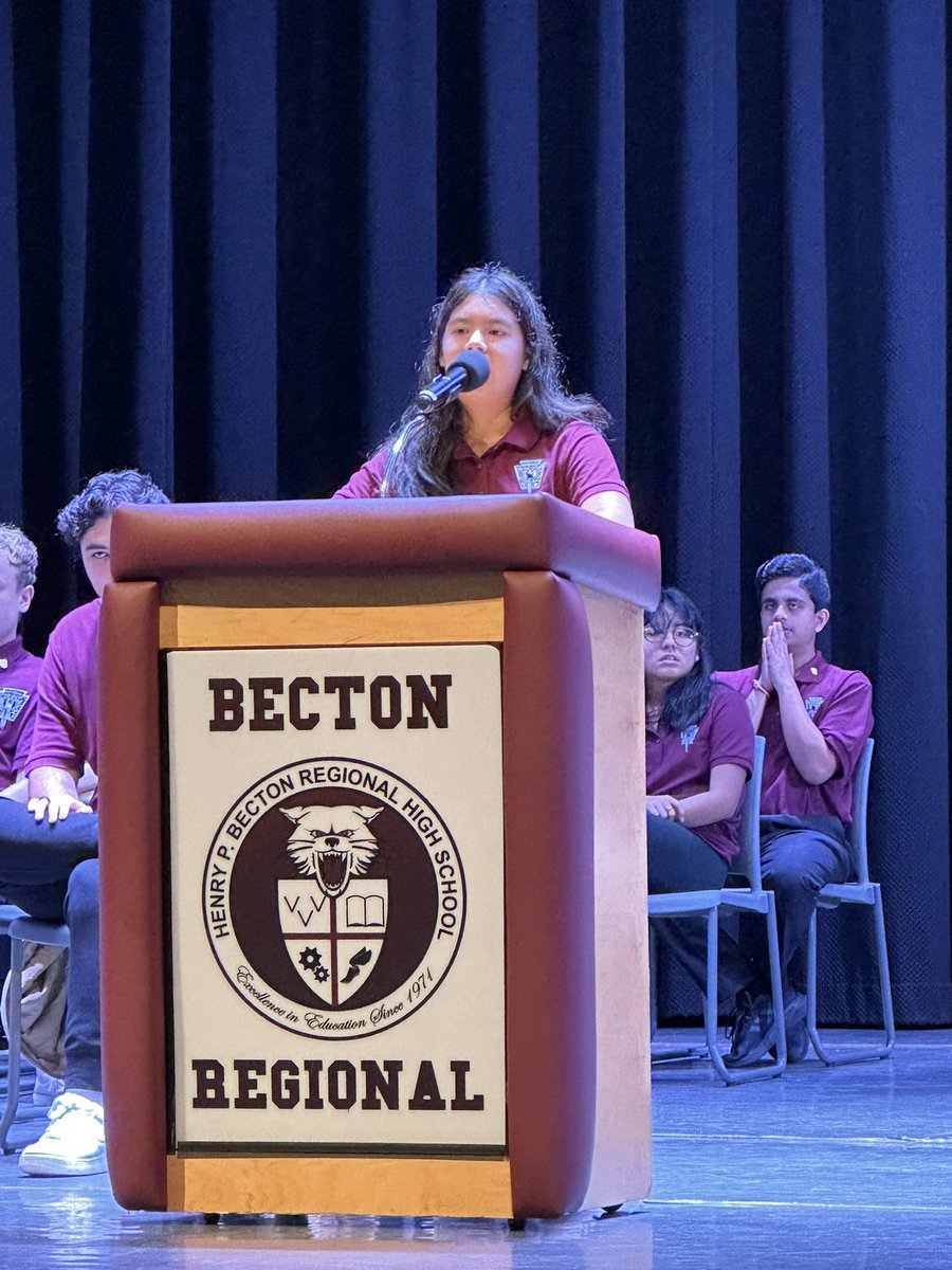 BectonHS's tweet image. Good effort by #BectonsBest NHS Members at today’s spelling bee 🐝 🕯️🕯️🕯️