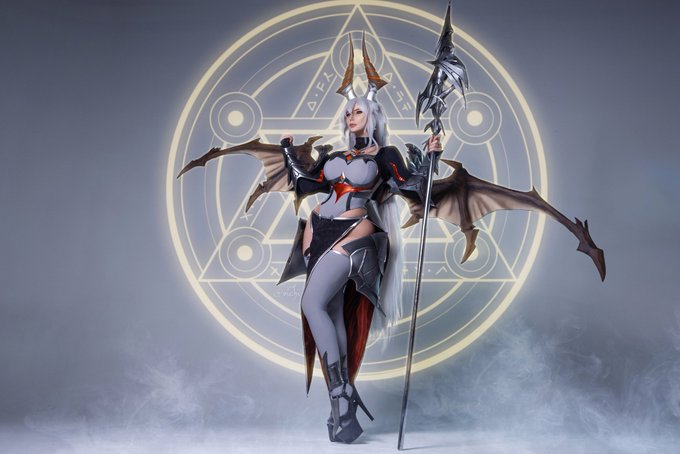 Can you feel the dragon power?✨ Official collaboration with @Omniheroes  #omniheroes #omnidream https://t<a href="/tag/omniheroes"class="tags"><span>#omniheroes</span></a><a href="/tag/omnidream"class="tags"><span>#omnidream</span></a>