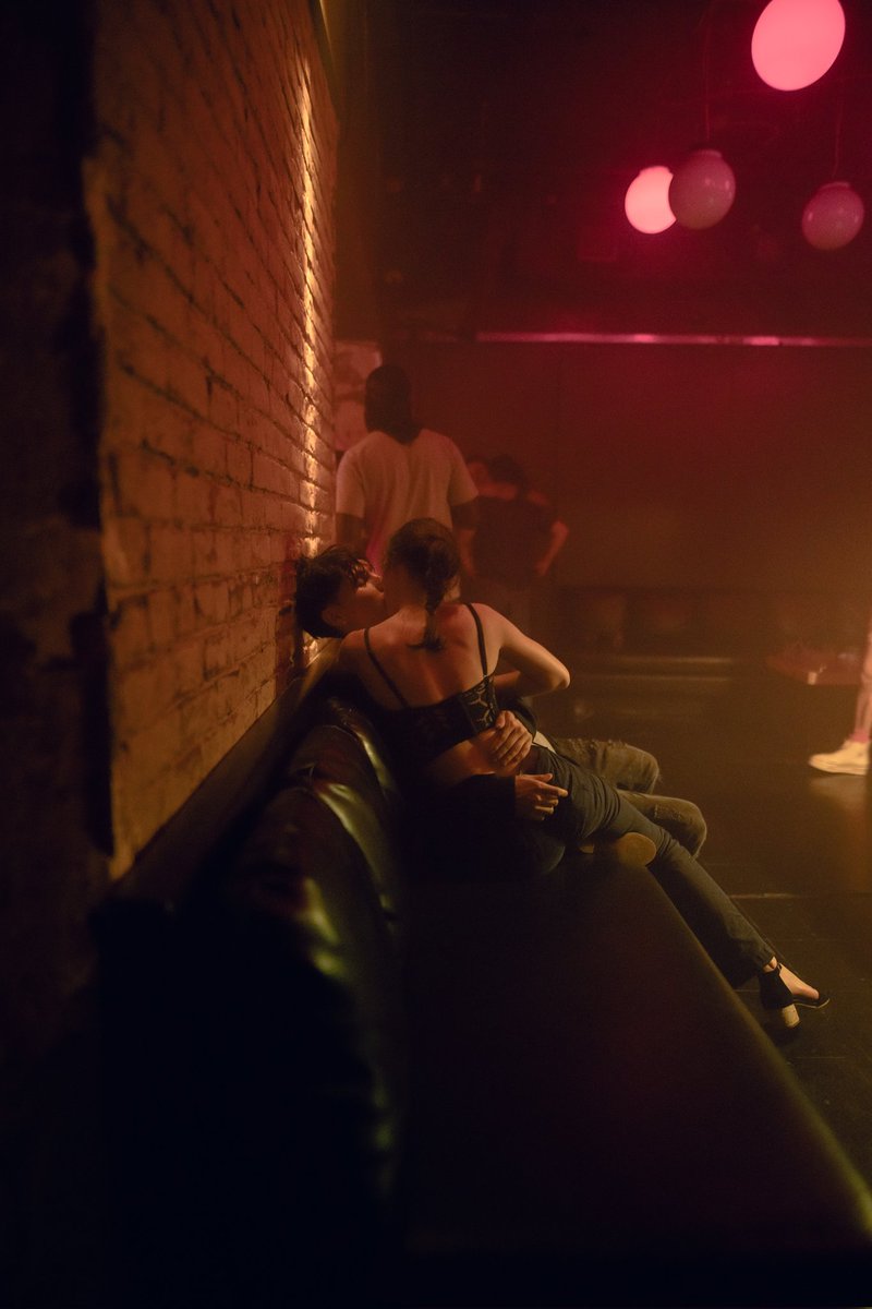 Bleuhon's tweet photo. @Paulygonn @RizomUV nightclub photography by @karelchladek https://t.co/BNsjrnTyvE