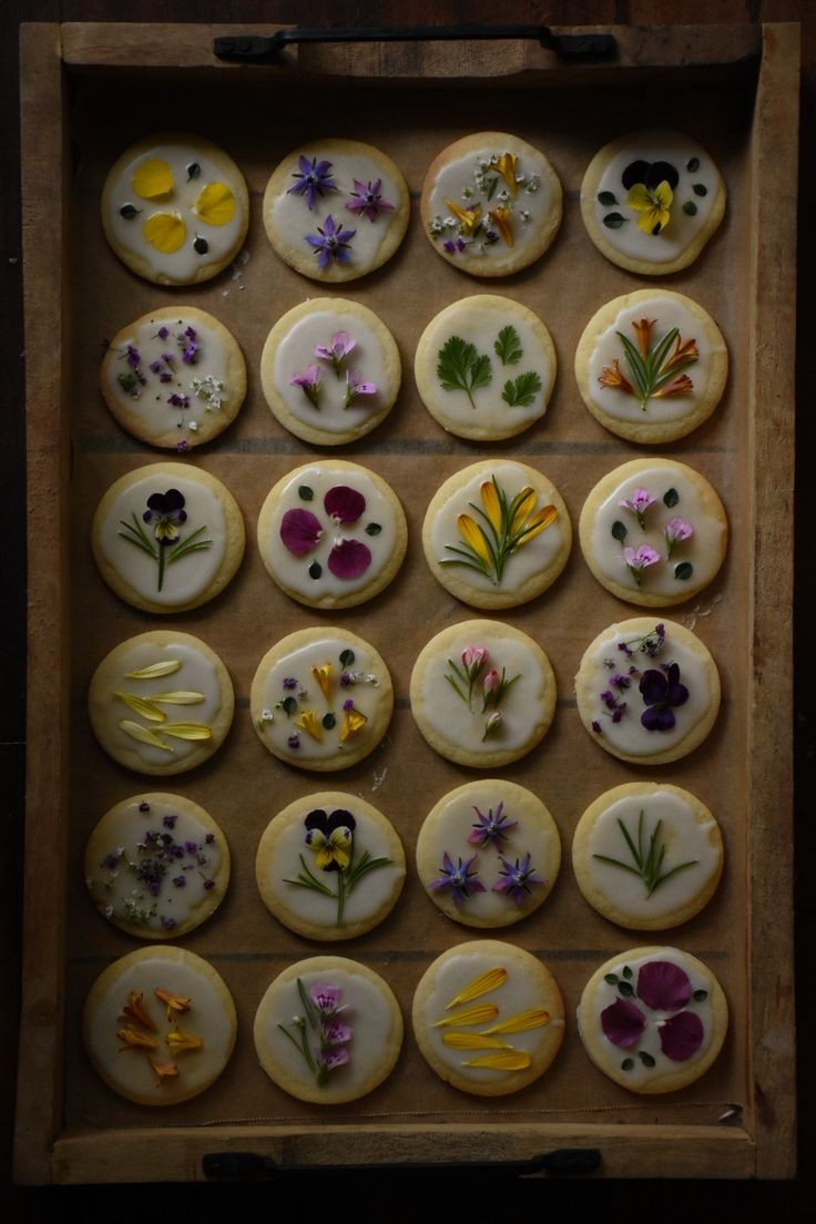 Txt1959533Txt's tweet photo. SOOBIN I CAN'T BAKE YOU COOKIES BUT I HAVE FOUND BEAUTIFUL COOKIES FOR BEAUTIFUL PERSON. I LOVE YOU. THIS IS FOR YOU
#cookieforsoobin https://t.co/MS0a4qs7eQ