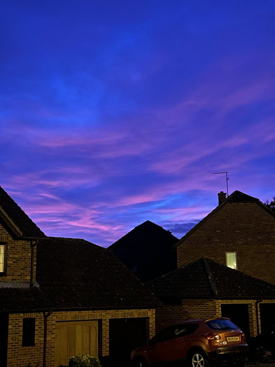 Gorgeous sky this evening!