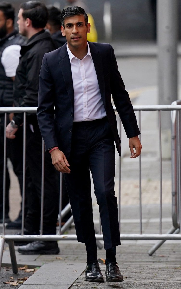 Marcus Chown tweet media