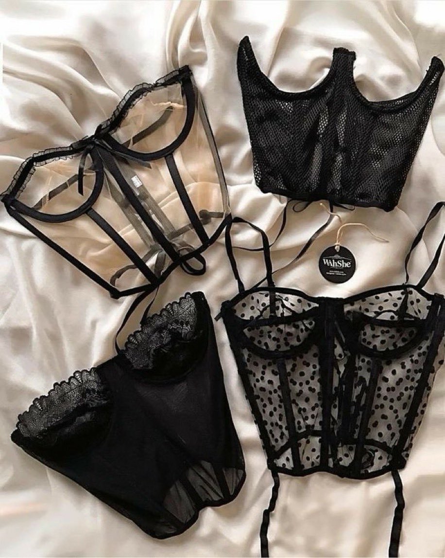black corsets 🖤