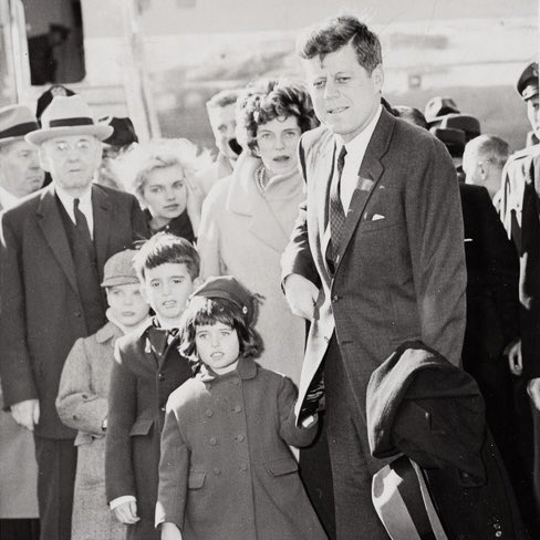 Maria Shriver tweet media