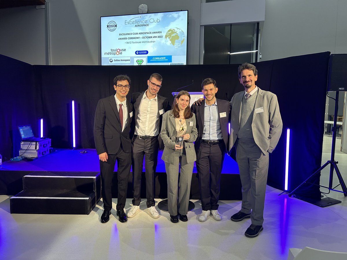 daer_polimi's tweet photo. Il team di studenti @polimi Alberto Grazzi, Sergio Paris, Mirko Bardin ed Irene Fulfaro hanno ricevuto il
🏅Inspiring Students Award 2023 di #ExcellenceClubAerospace
per le loro attività di tesi presso #splab at #DAER 👏
👉https://t.co/Mj8hNr29Mp
#hybridrockets #greenpropulsion https://t.co/G9omJ6mtyu