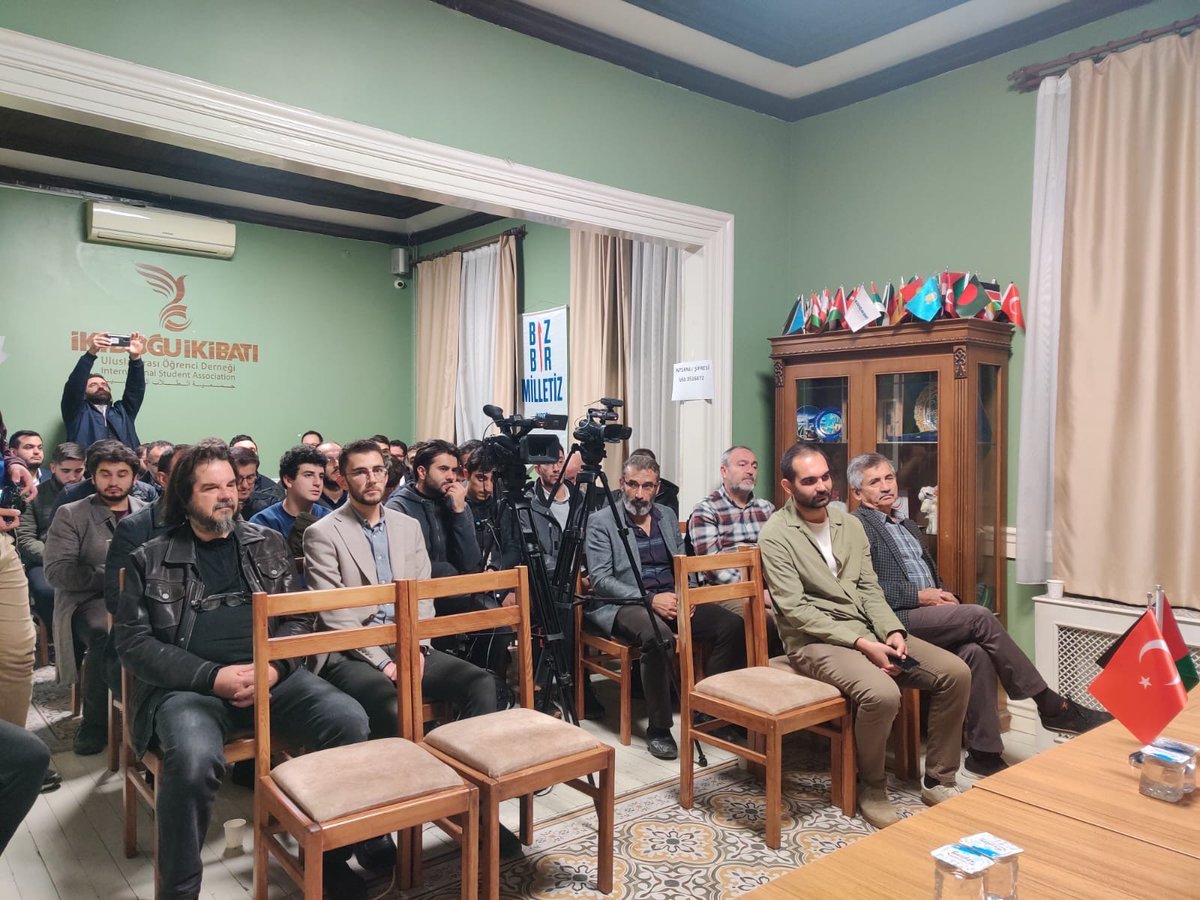 Mazlumder Konya (@mazlumderk) on Twitter photo “Türkiye’de Sivil Toplum Kuruluşları ve Devlet” paneli
@emirkayason, <a href="/farukkaraarsln/">Faruk Karaarslan</a>
ve <a href="/adem_ceylann/">adem ceylan</a>
katılımlarıyla devam ediyor “Türkiye’de Sivil Toplum Kuruluşları ve Devlet” paneli
@emirkayason, <a href="/farukkaraarsln/">Faruk Karaarslan</a>
ve <a href="/adem_ceylann/">adem ceylan</a>
katılımlarıyla devam ediyor