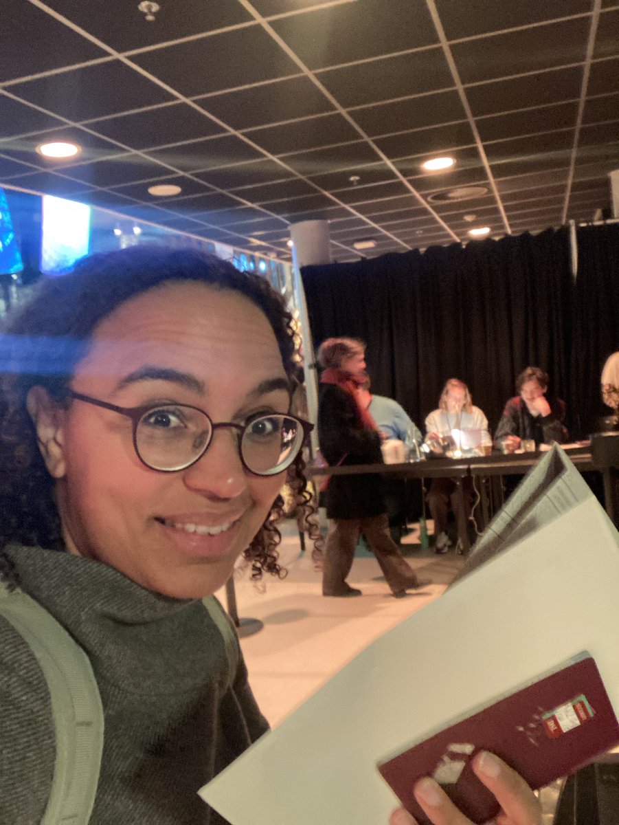 JoyceBrowne's tweet photo. Voting in 🇳🇱 in 3 steps:
1a-c. Unfold the very large piece of paper with all the parties & people you can choose, color your choice with a red pencil ✏️, and - most complicated: fold it again
2. #stemfie!
3. Put in the collection bin.
Good luck counters! #verkiezingen2023 https://t.co/Ak65vpXvnR