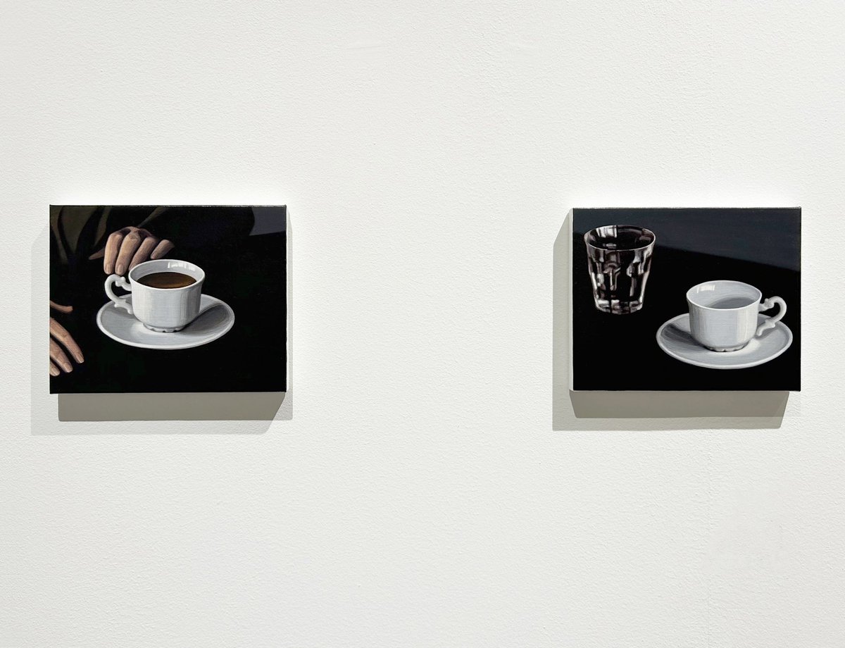 전시중인 신작.
<할 말1>, <할 말2>
2023, oil on linen, 각 17.9×25.8cm