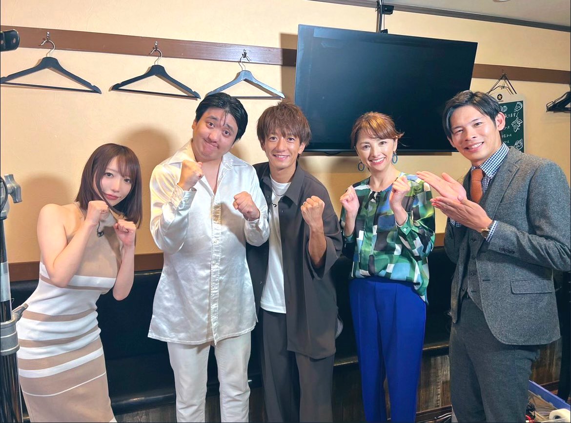 日テレ『有吉ゼミ』📺
超激辛チャレンジグルメ
挑戦させていただきました🌶

胃も心も熱くなった収録でした💓
なぜなら、ご一緒した皆様それぞれの挑戦心が熱くてすごくかっこよかったからです…🔥
あ、栗谷さんが
一番やったけどね👼🏻👼🏻

まだの方はぜひ
TVerでみてください👉🏻https://t.co/Ll0TILXbh0 https://t.co/XYrtJa4Qd1