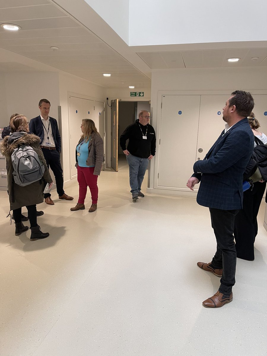 A big thanks to @AdmHrv at University of Hertfordshire for taking the time to show our combined #avawards winning AVoIP design today. This was a useful visit for the University of Derby who are designing their new superlab with @hewshott tackling the AV element. 

#avtweeps