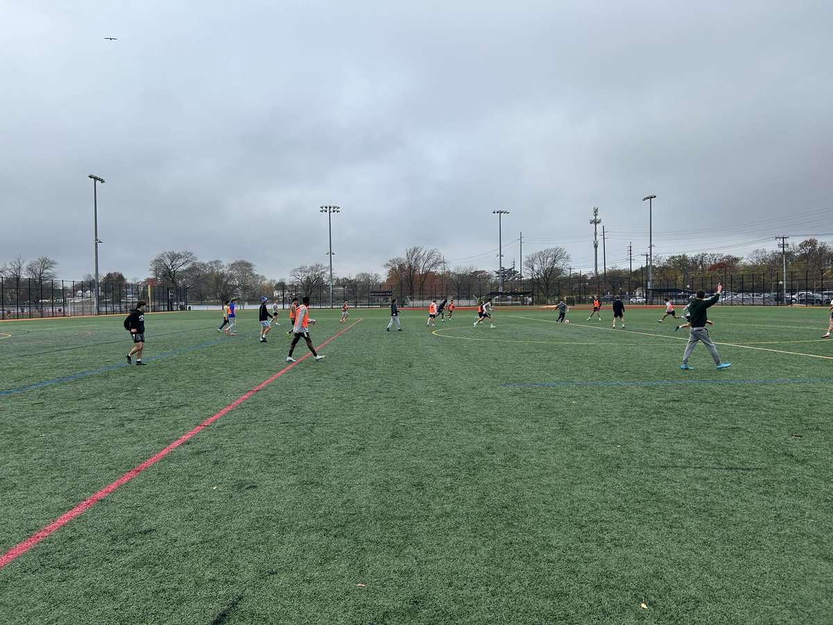 mcgovern_dennis's tweet photo. Great to see the boys out for the annual Alumni game. Lots to be thankful for. @babathletics @SuffolkSoccer https://t.co/BWNwawt3YV