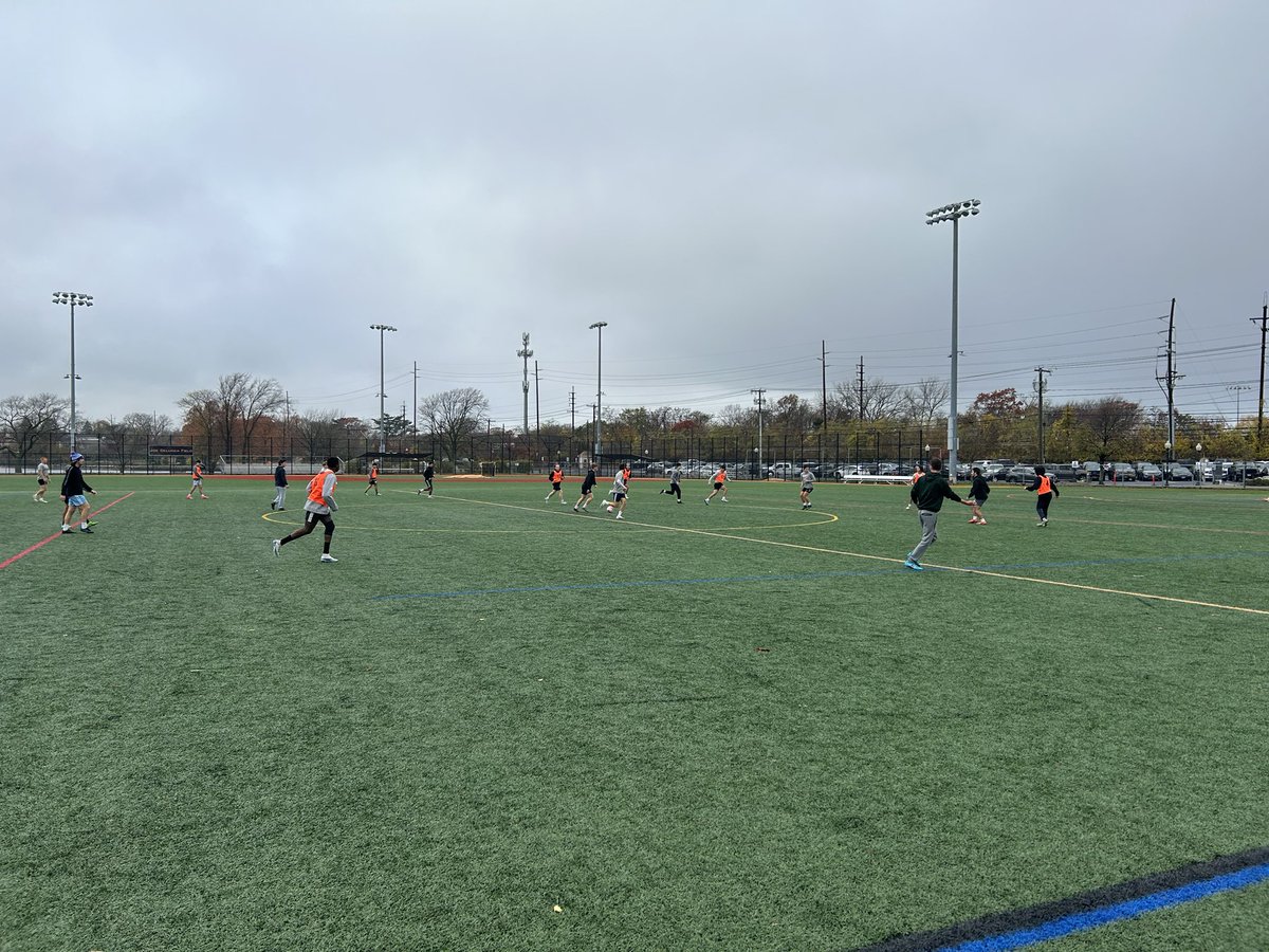 mcgovern_dennis's tweet photo. Great to see the boys out for the annual Alumni game. Lots to be thankful for. @babathletics @SuffolkSoccer https://t.co/BWNwawt3YV